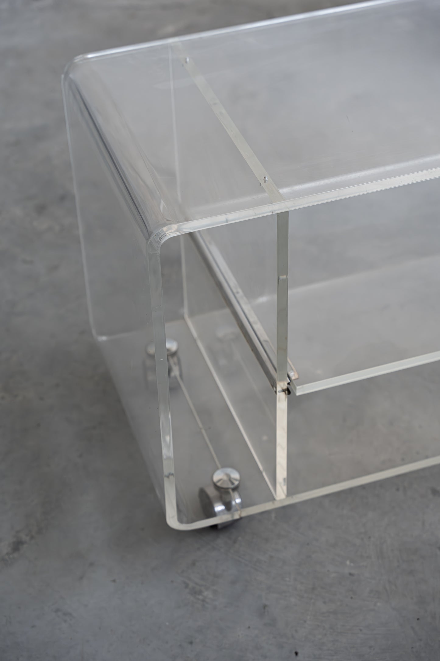 Vintage 70`s David Lange Acrylic HiFi cabinet on casters