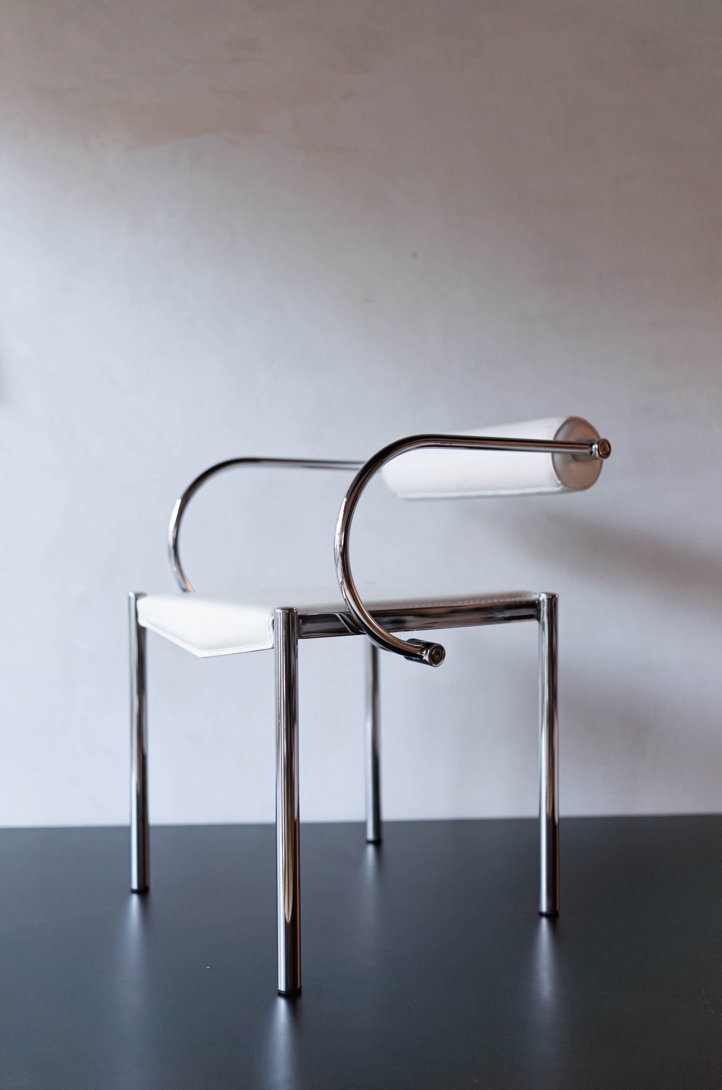 Postmodern tubular chrome chairs (2 chairs available)