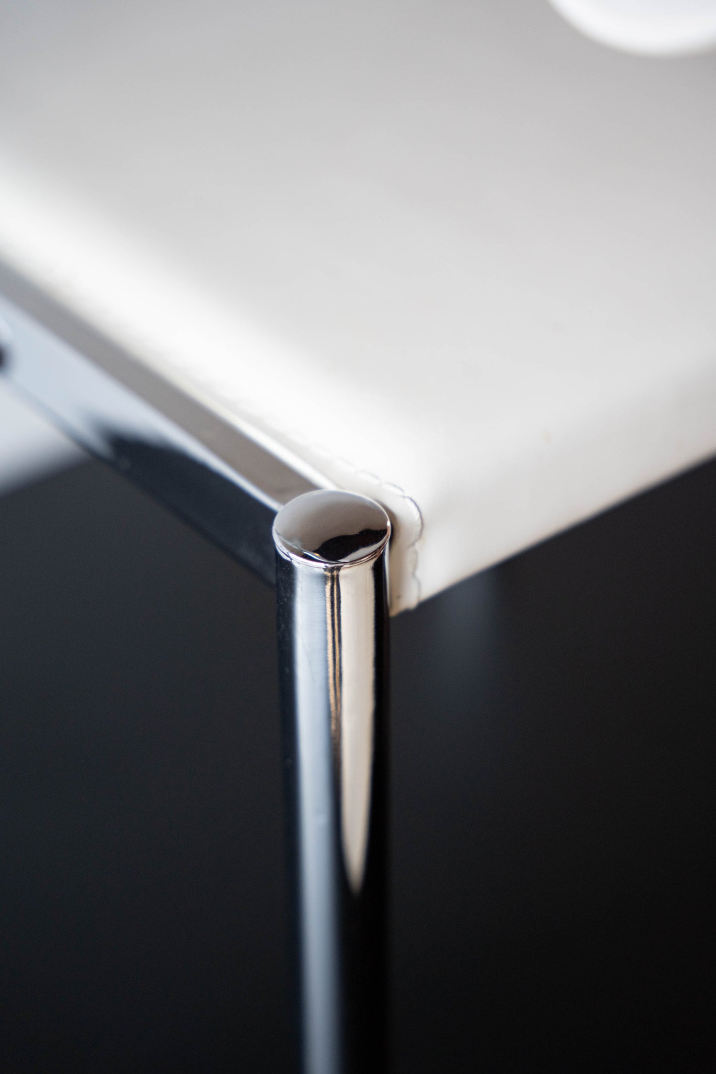 Postmodern tubular chrome chairs (2 chairs available)