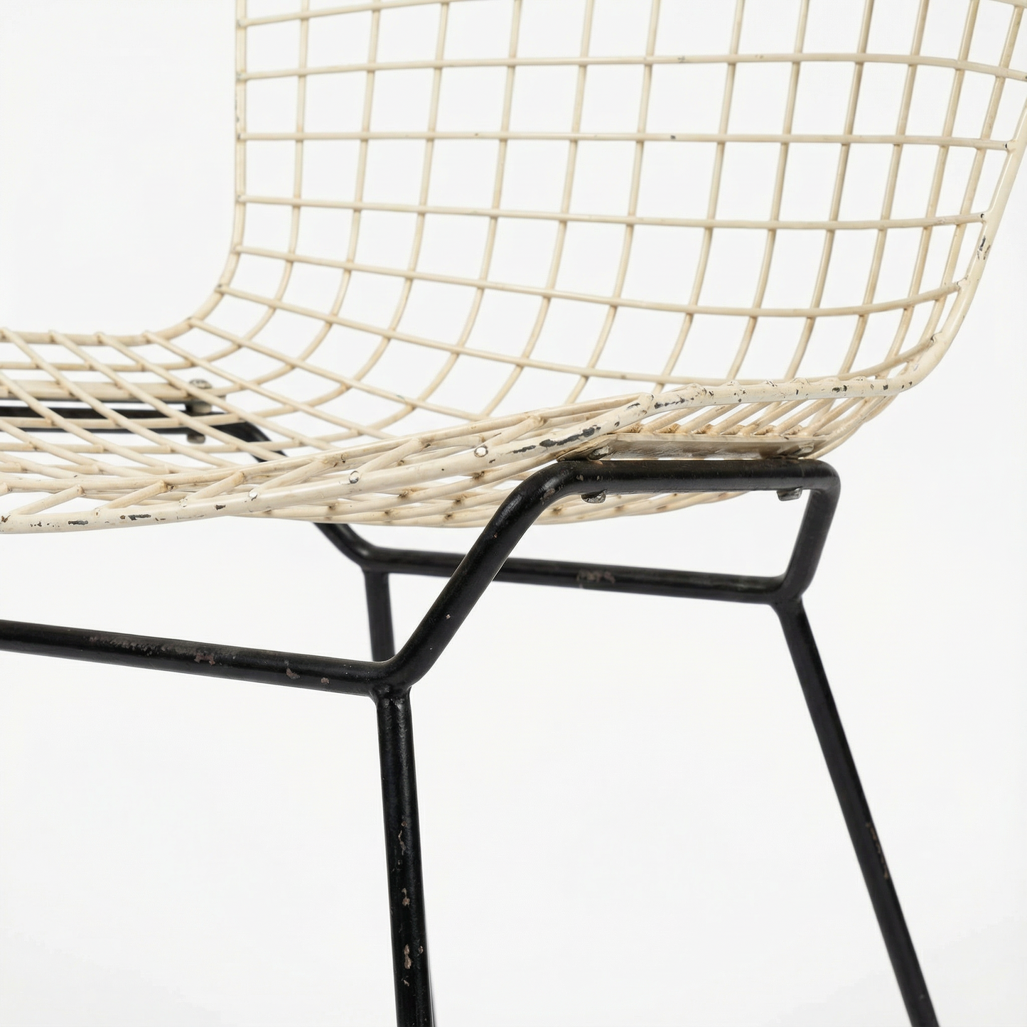 Early Model Harry Bertoia 420C Wire Chairs for Knoll International — Set of Four