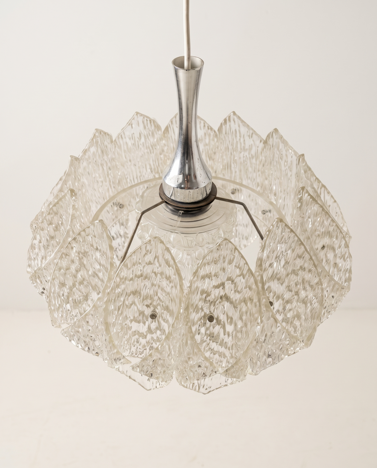 Detail of textured plexiglas elements on ME Marbach pendant