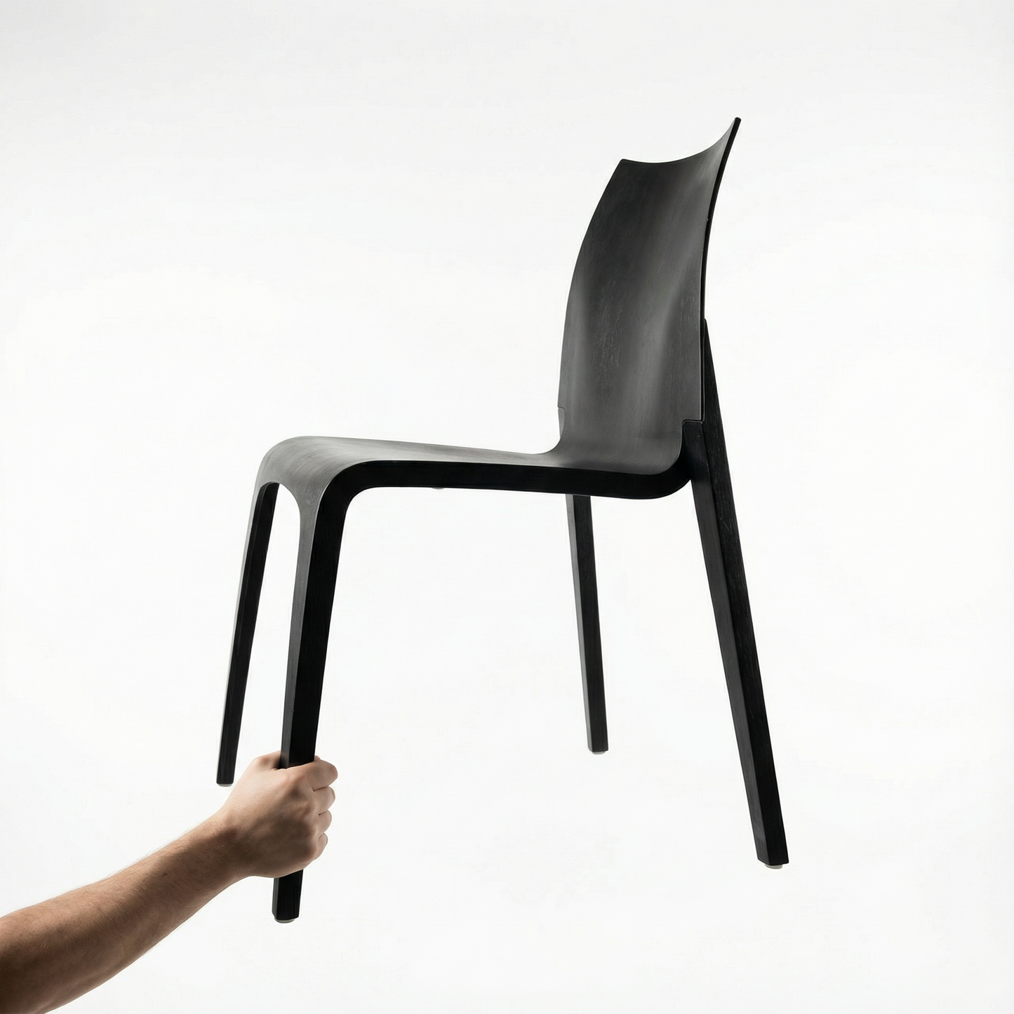 Set of 6 stackable Flow Chairs in Black Plywood