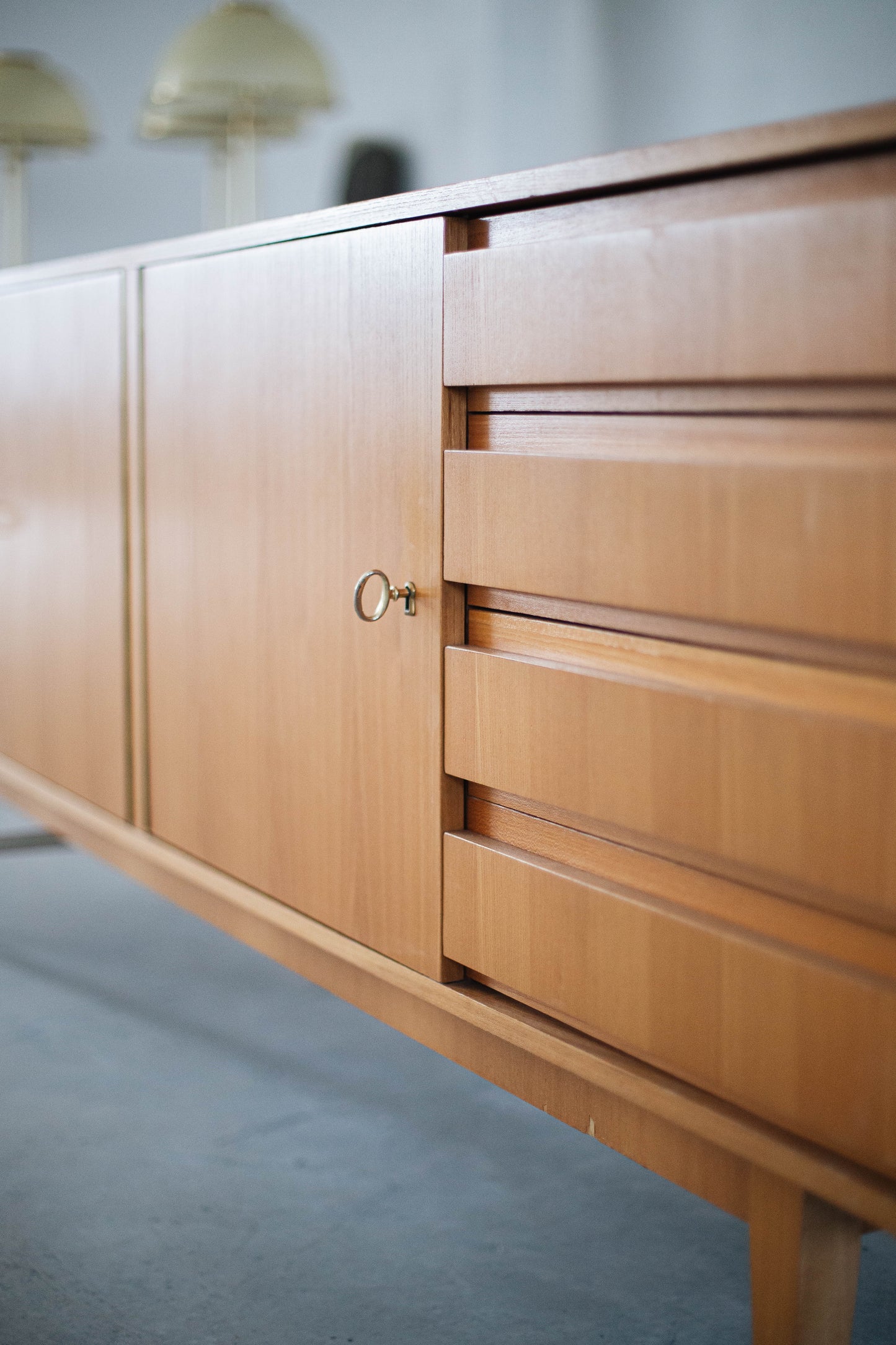 Large Mid-century modern sideboard credenza