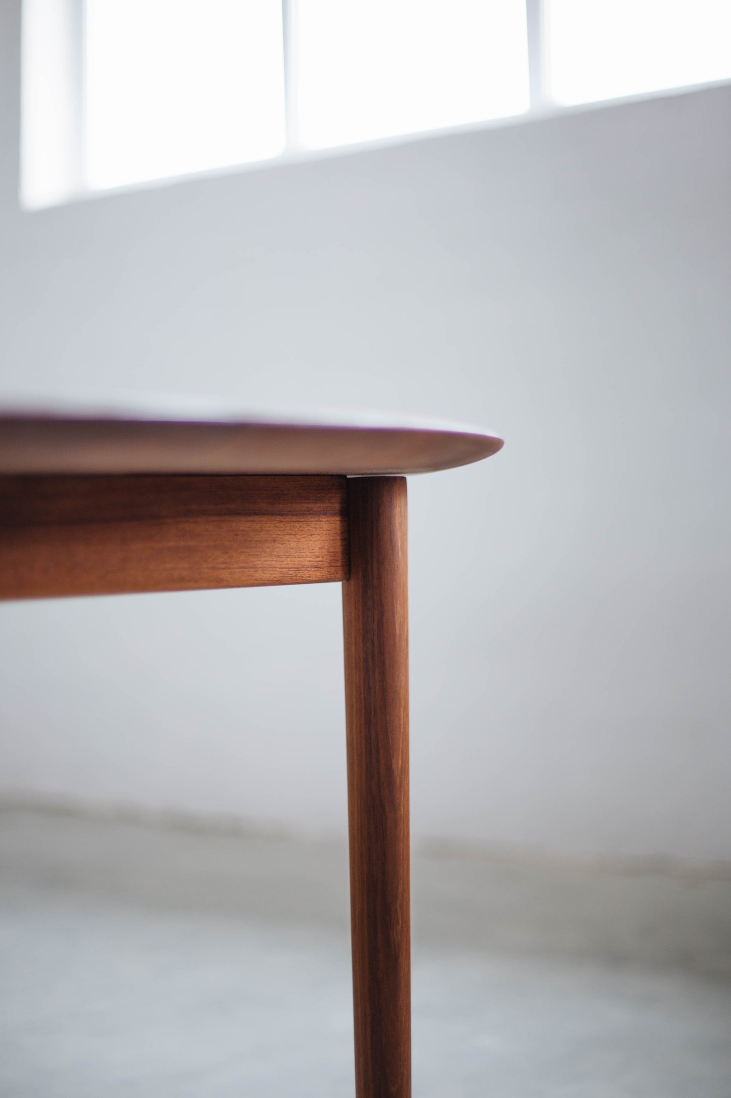 Danish mid-century modern dining table in solid teak model 311 by Peter Hvidt & Orla Mølgaard-Nielsen for Søborg Møbelfabrik