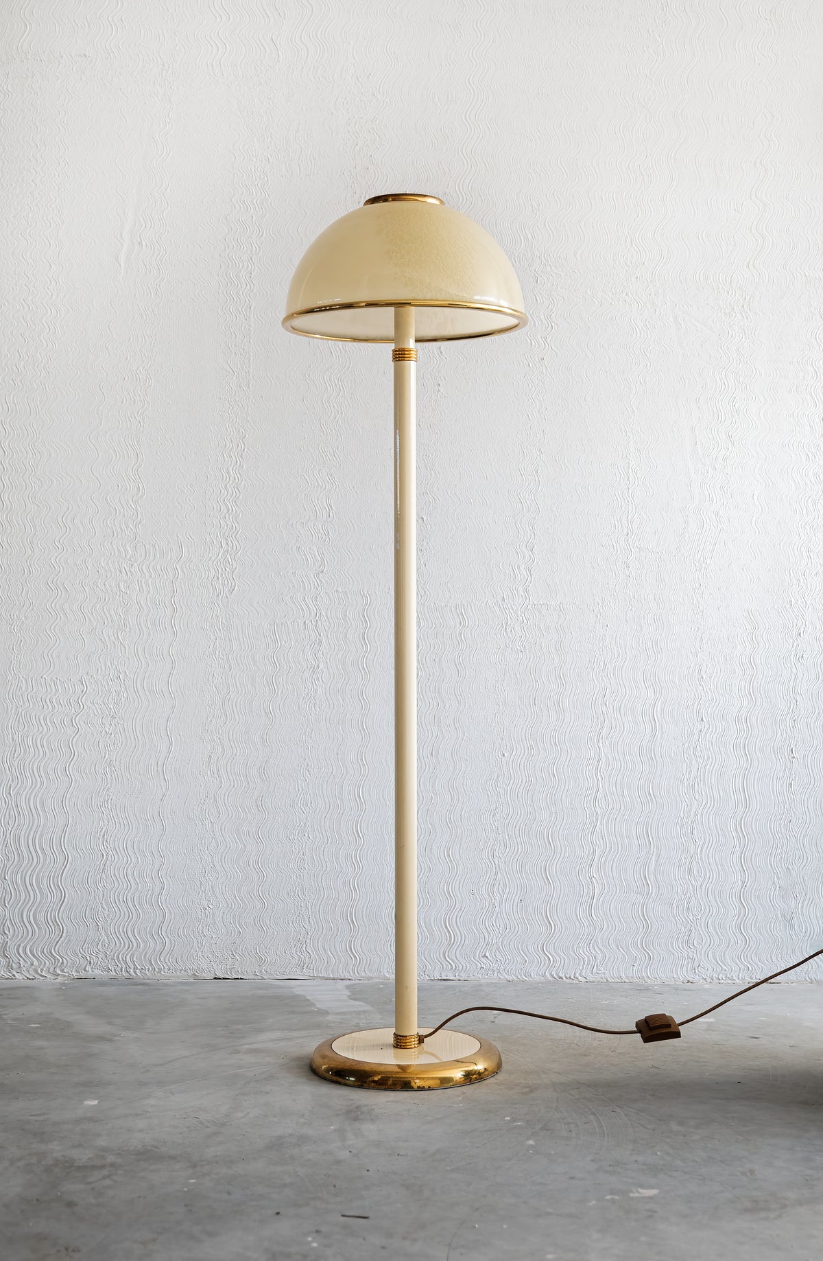 Lampadar F. Fabbian din sticlă Murano și alamă, 1984